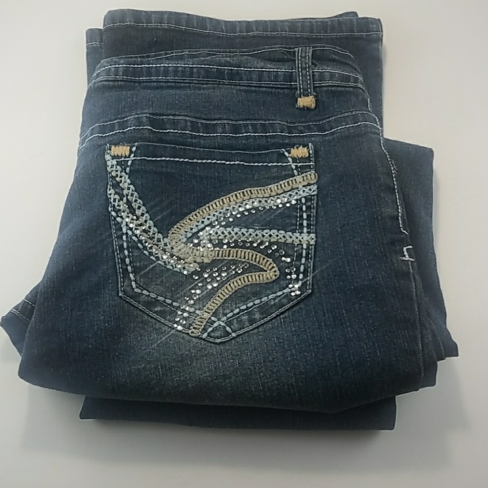 Apollo Petite Bermuda Blue Jeans